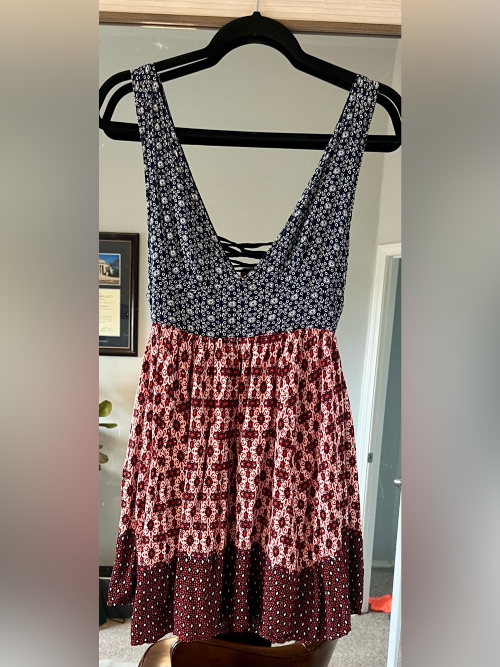 Lulus Red And Blue  Floral Sleeveless Mini Dress Sz Small Tie Back Lined